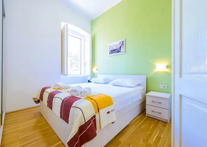 Appartement Eta Deluxe *